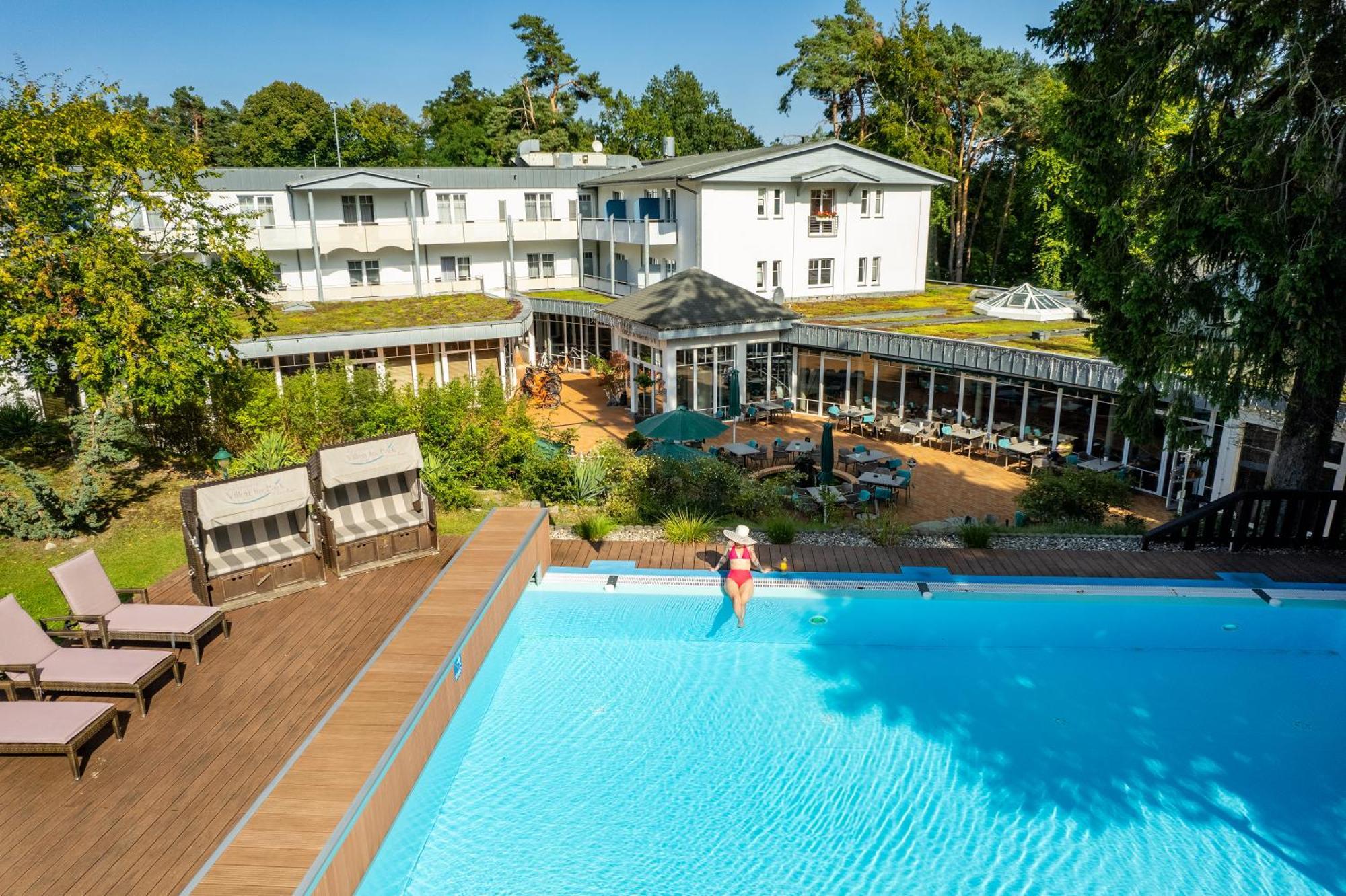 Ostseehotel Villen im Park - ein Rovell Hotel Heringsdorf  Buitenkant foto